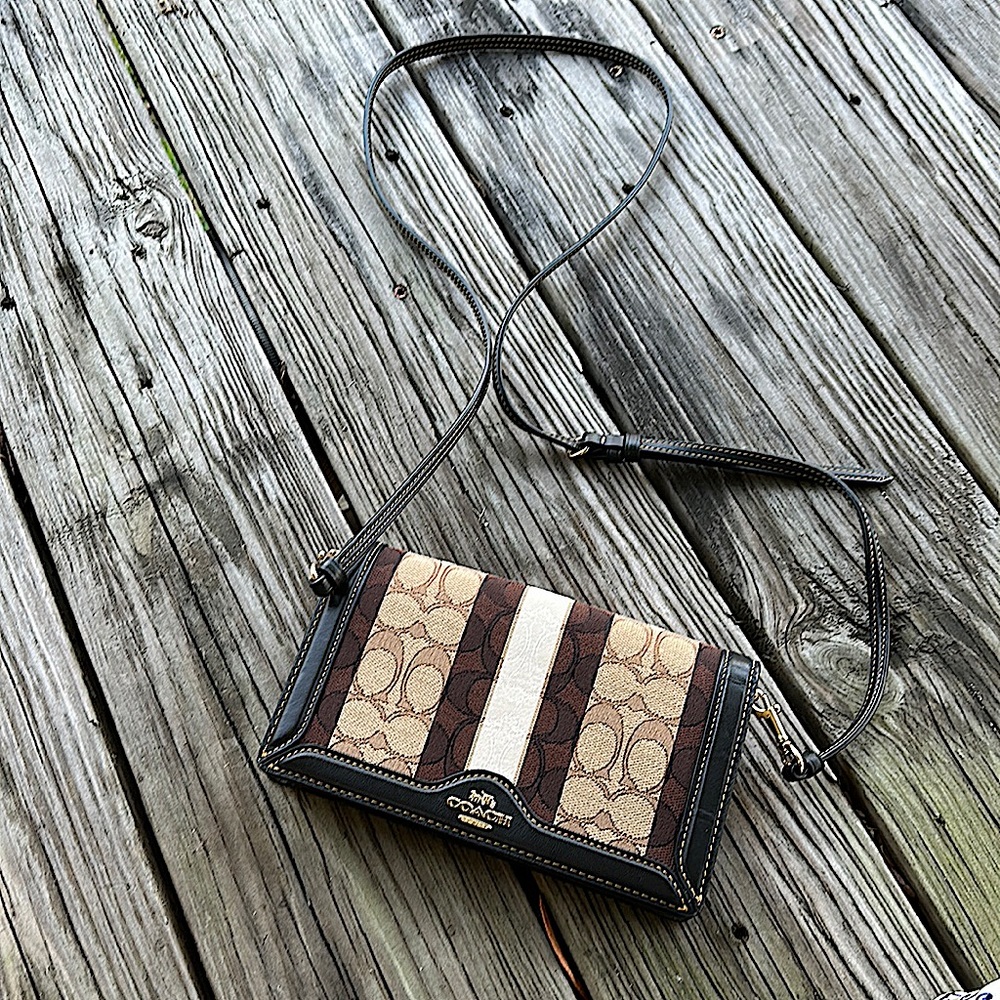 Coach Anna Foldover Clutch Crossbody In Signature Jacquard With Stripe